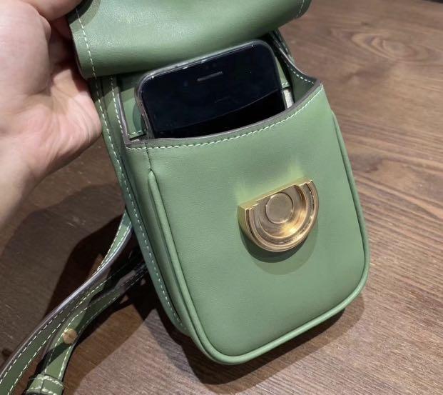 Tory Burch James Leather Smartphone Crossbody Bag