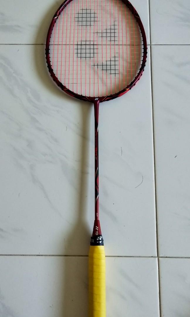 YONEX きつき バドミントンラケット ボルトリック80 YONEX きつき バドミントンラケット ボルトリック80