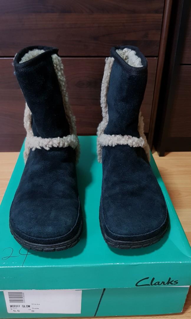 clarks boots fur