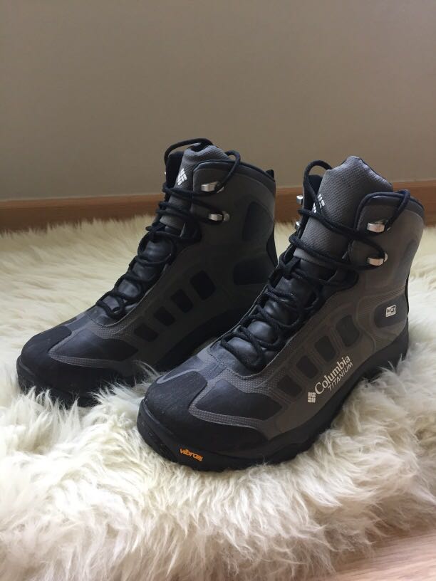 Columbia titanium Daska Pass lll Hiking Boots Men s Fashion