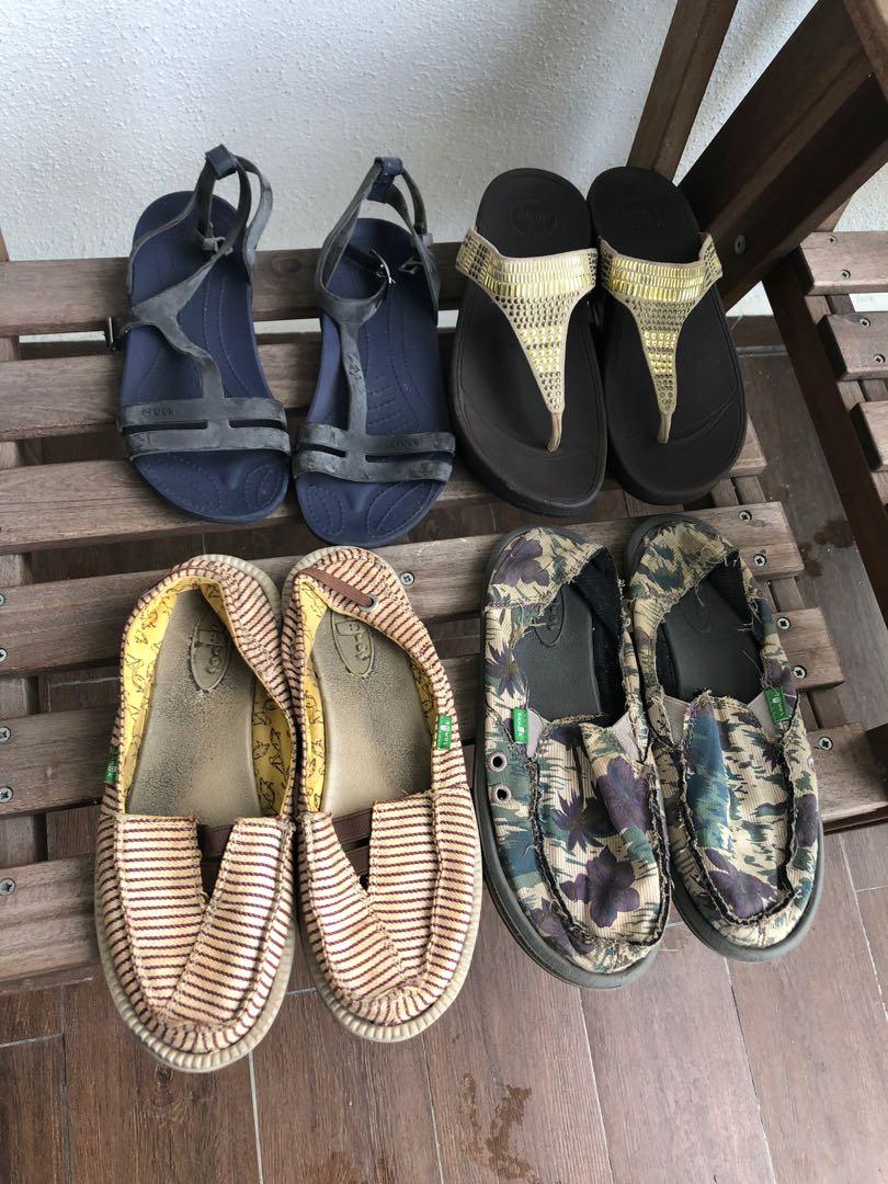 Sanuk crocs hot sale