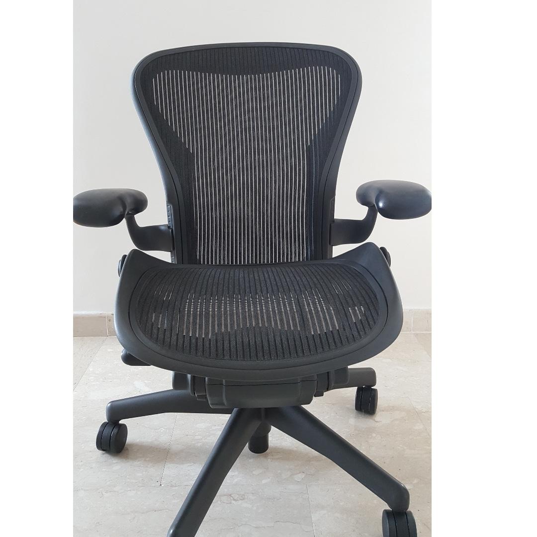 Herman Miller Aeron Chair Furniture Home Living Furniture