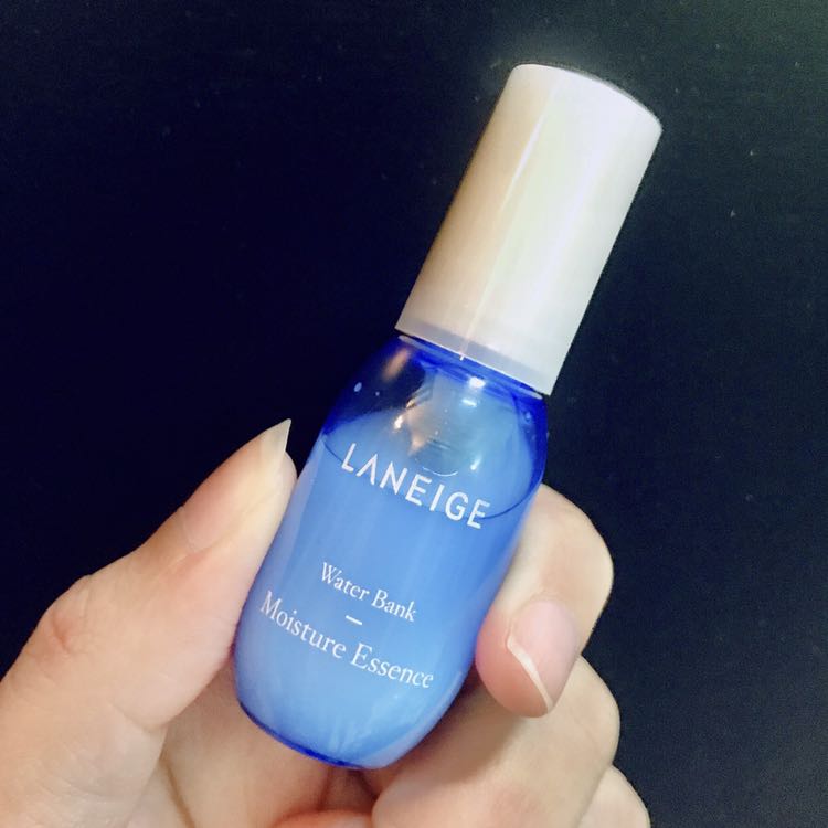 LANEIGE Water Bank Moisture Essence 10ml Beauty Personal Care