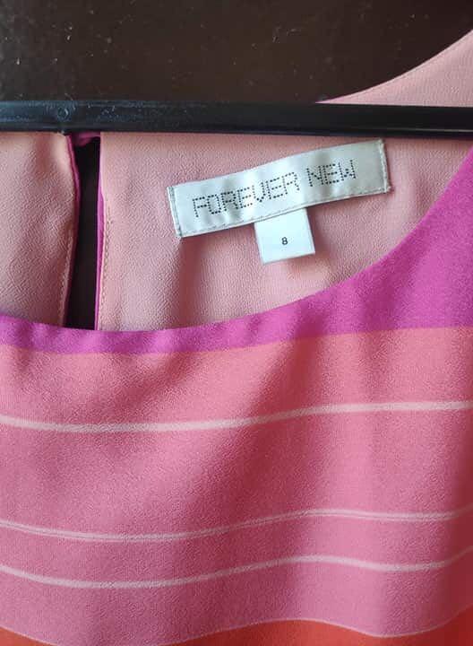 Office Dress (Category: Dresses) located in Caloocan City. Submitted by winniegrace21 (Listing ID 239651158, Image 1). Description: Decluttering.