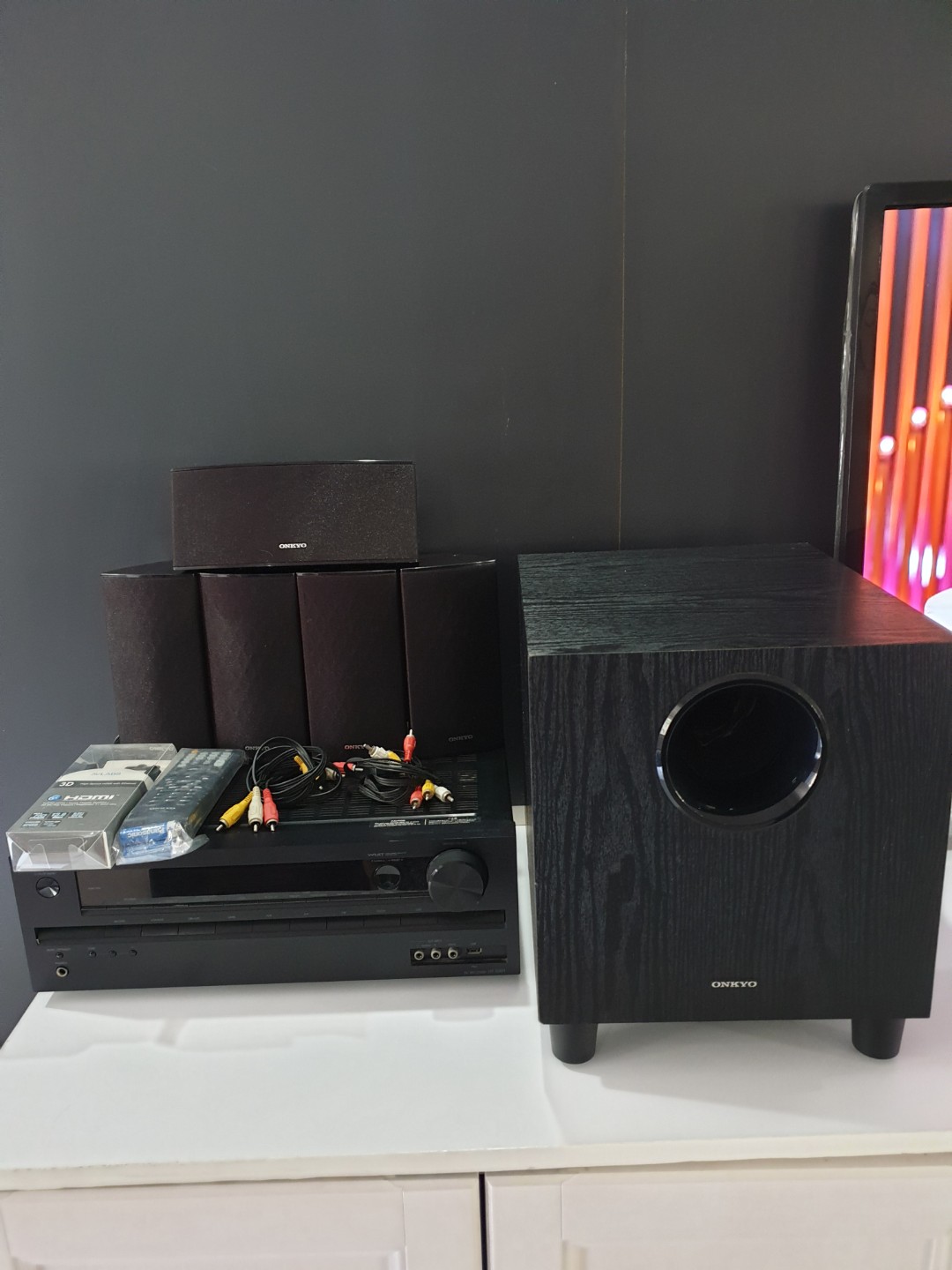 Onkyo Home Theatre System, Audio, Soundbars, Speakers & Amplifiers on