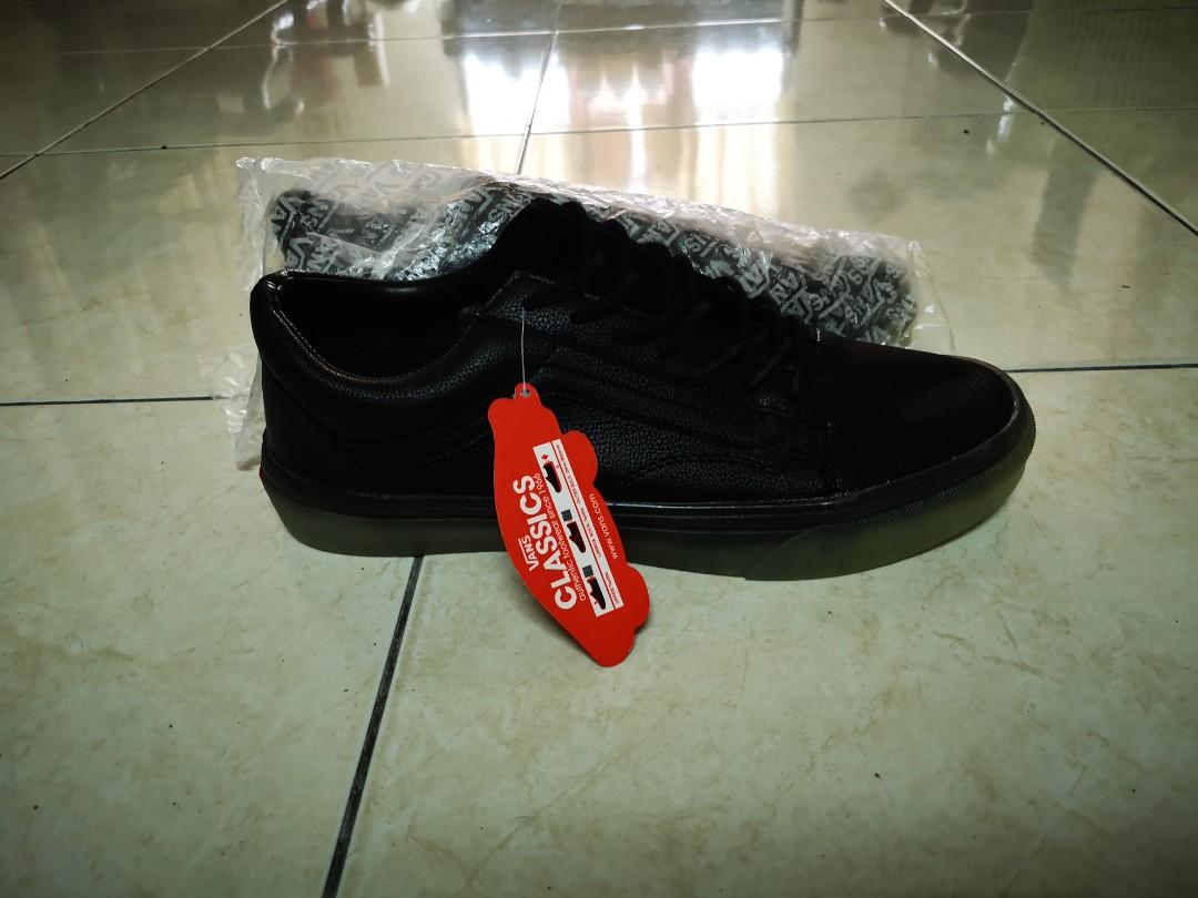 vans old skool glow in the dark
