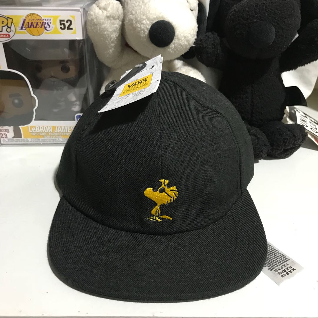 vans snoopy cap