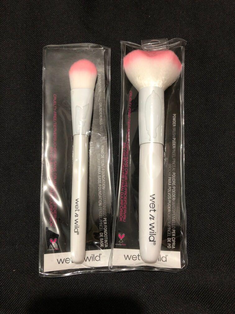 wet foundation brush