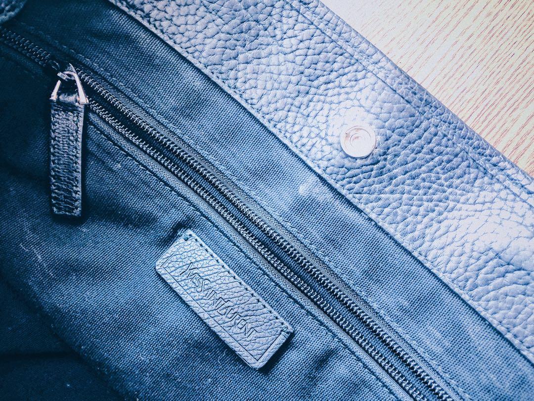 YSL VAVIN TOTE BAG (Dark blue), Luxury, Bags & Wallets on Carousell