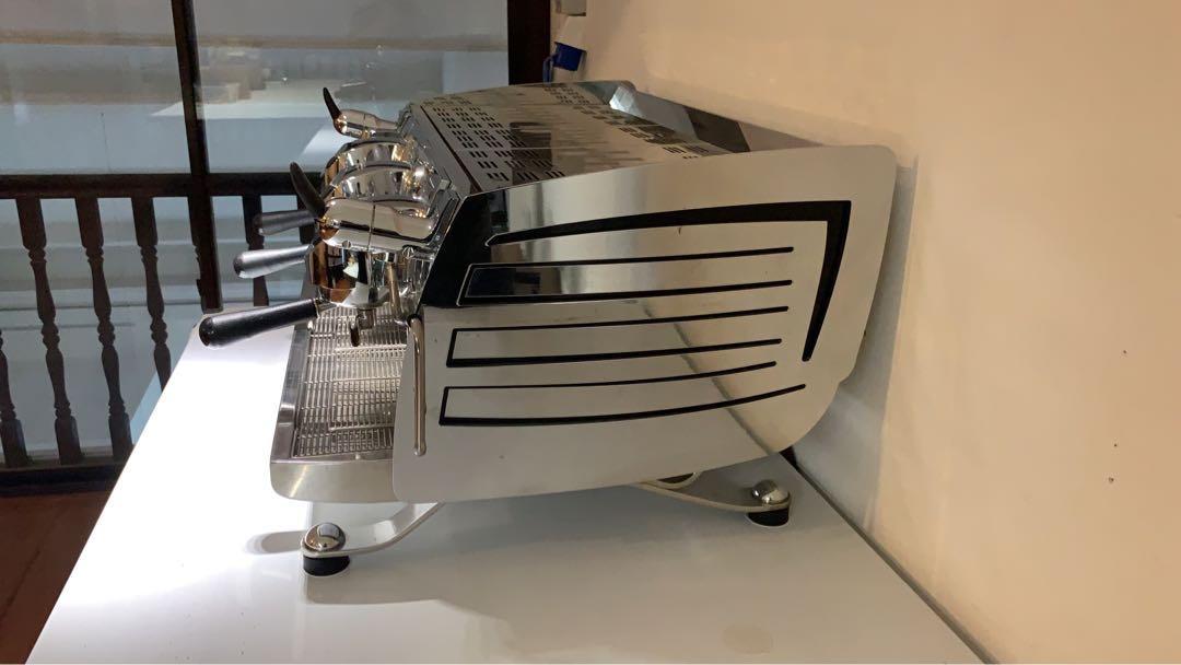3group Victoria Arduino Black Eagle Coffee Machine (gravimetric