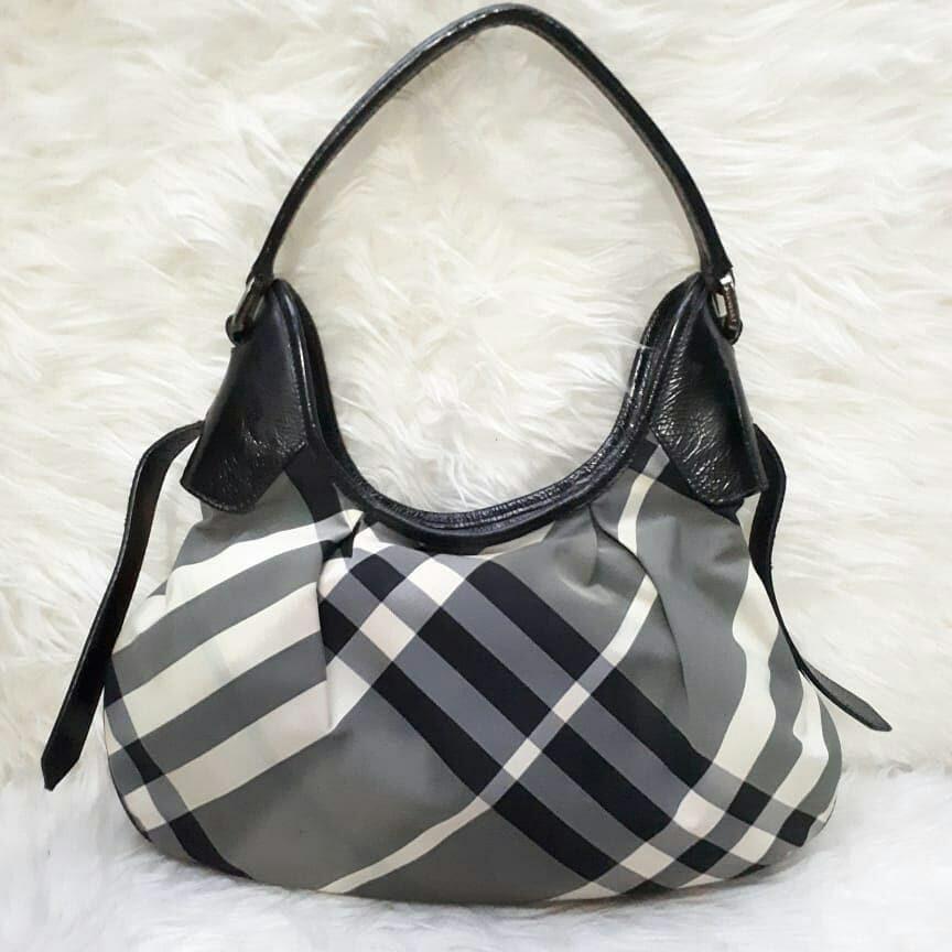 Burberry Bag Authentic Luxury Bags Wallets On Carousell