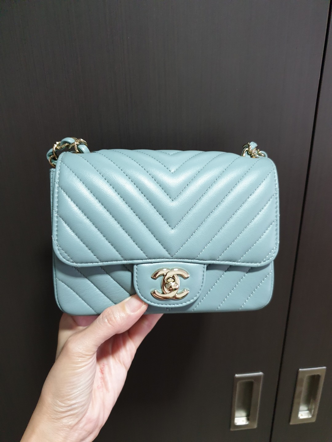 chanel mini square chevron