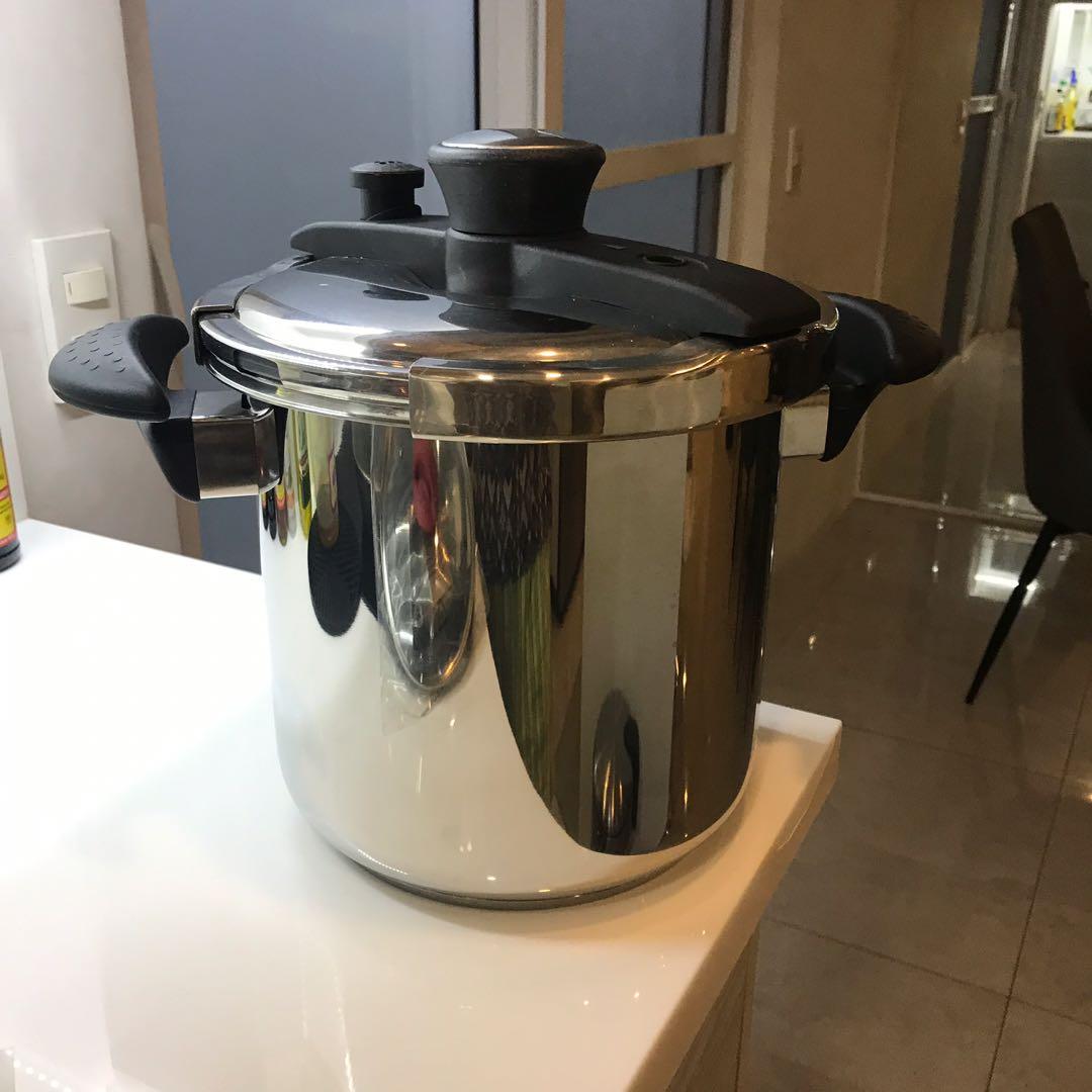How to use store chef's classic pressure cooker