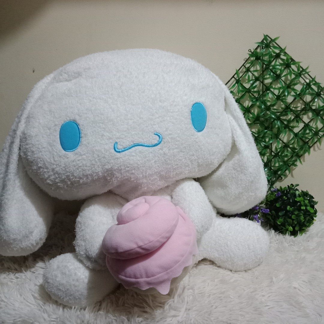 big cinnamoroll plush