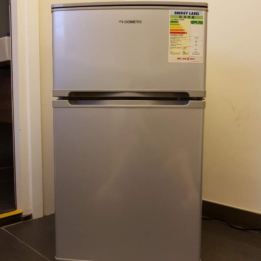 DOMETIC DX920 Refrigerator, 家庭電器, 廚房電器, 雪櫃及冰櫃 Carousell