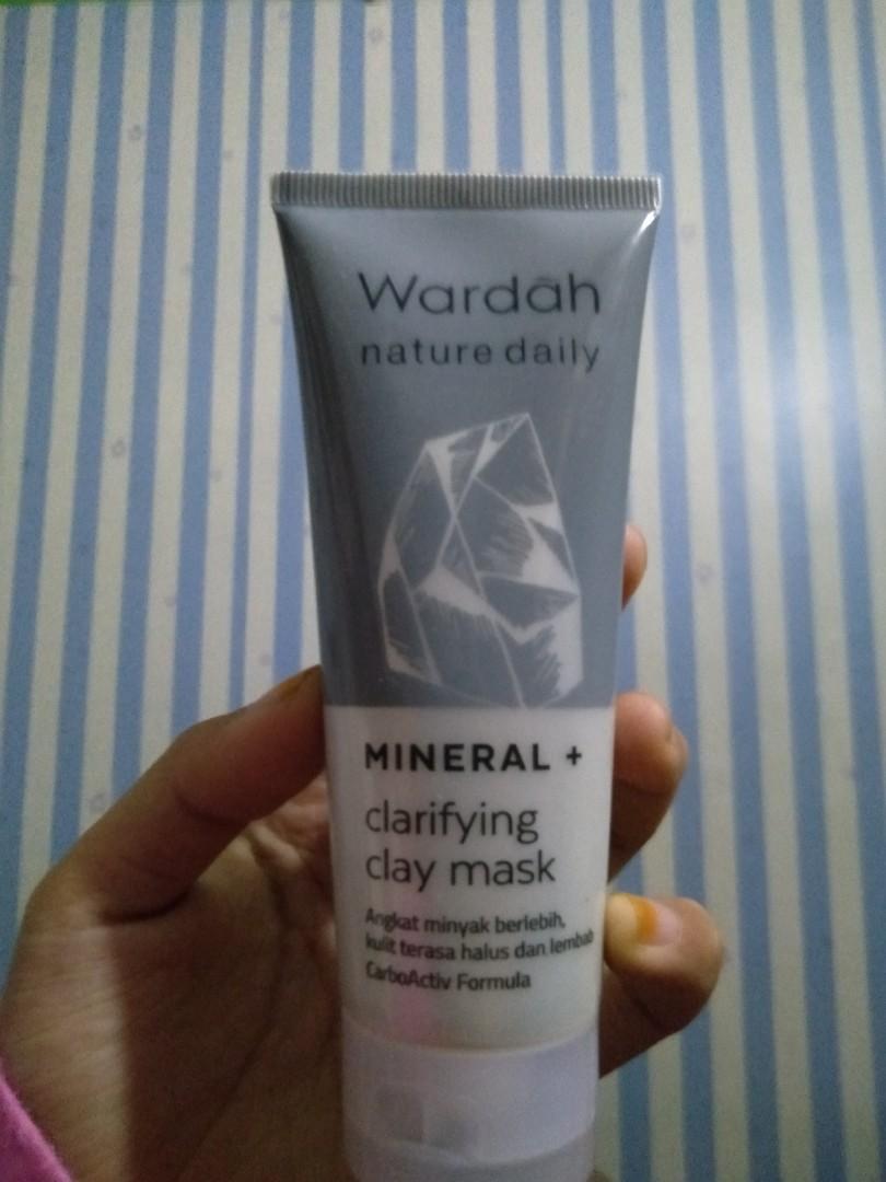 Turun Harga Masker Wardah Mineral Clarifying Clay Mask Kesehatan Kecantikan Kulit Sabun Tubuh Di Carousell