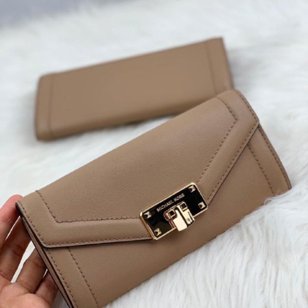 Michael kors wallet dark khaki online