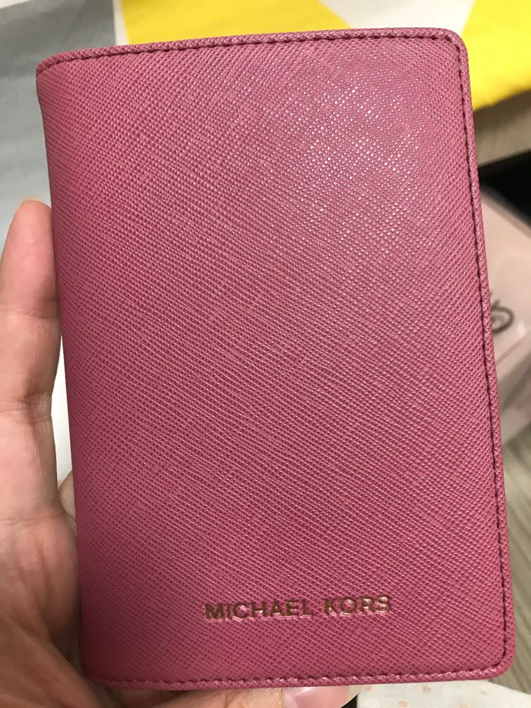michael kors passport case