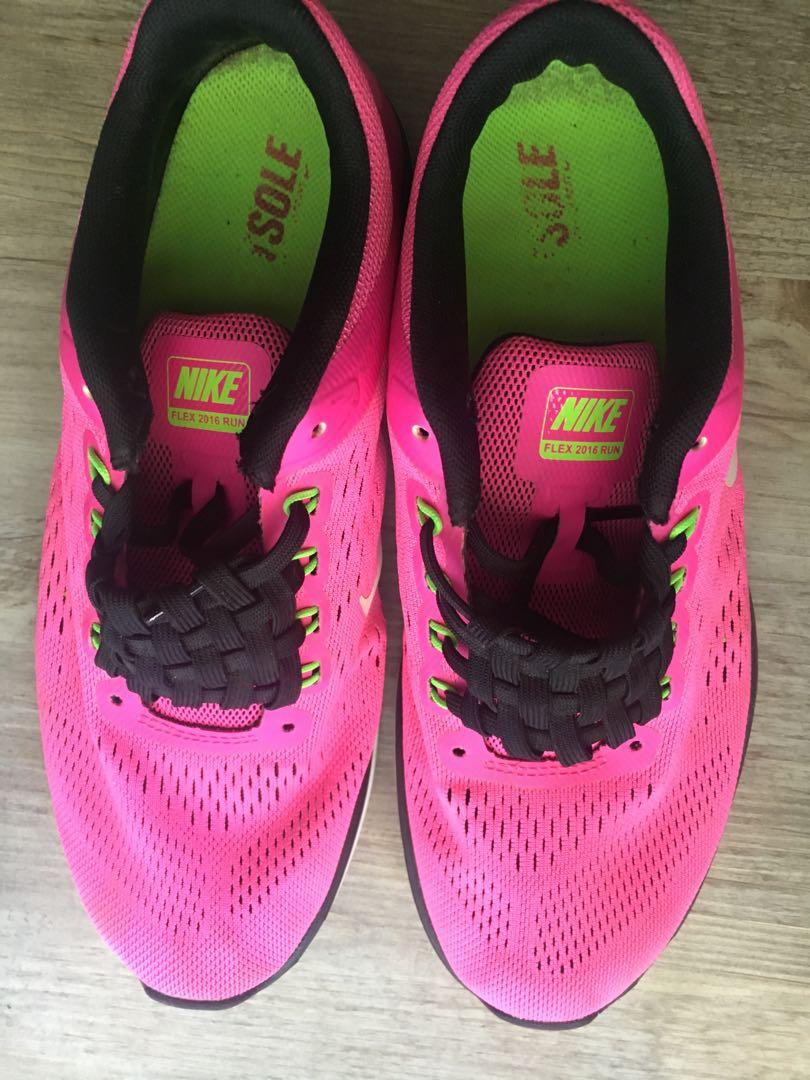 Nike Womens Run Shoes, Women's Fashion, Footwear, Sneakers on Carousell