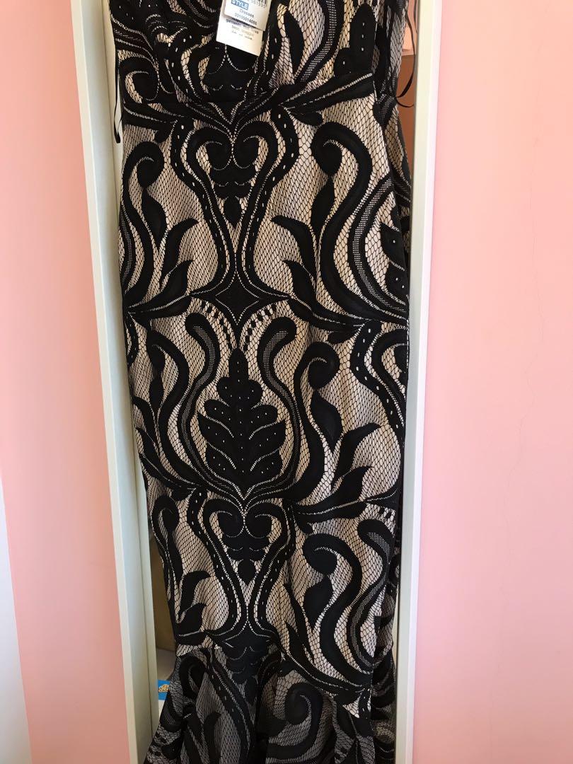 open uni graduation gown