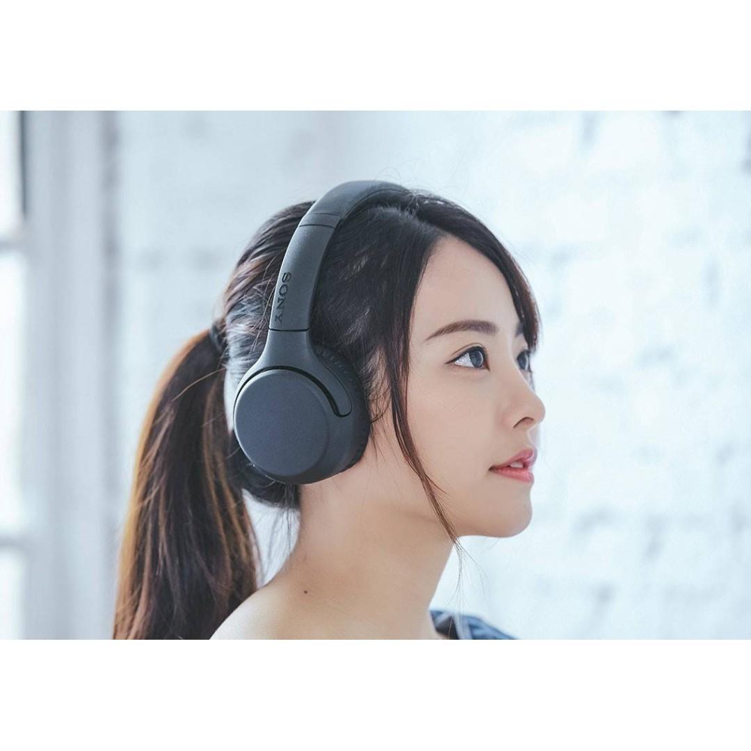 Sony Wh Xb700 Bluetooth Wireless Headphones Audio Headphones Headsets On Carousell