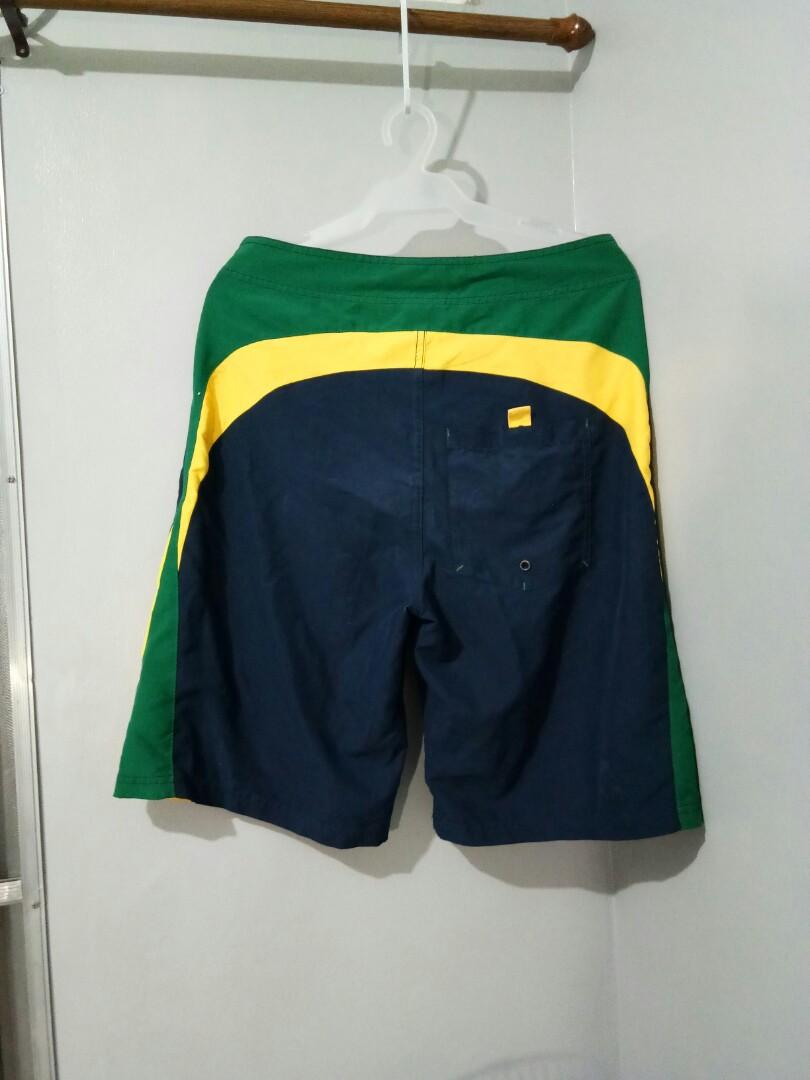 Speedo Swimming Beach Pool Trunks/Shorts Blue (Category: Activewear) located in Cebu City. Submitted by akokiko (Listing ID 239740422, Image 2). Description: Speedo swimwear Australia Rarely Used and at its Best Condition! Blue with colors yellow and green SIZE 30 Waist : 75cm.