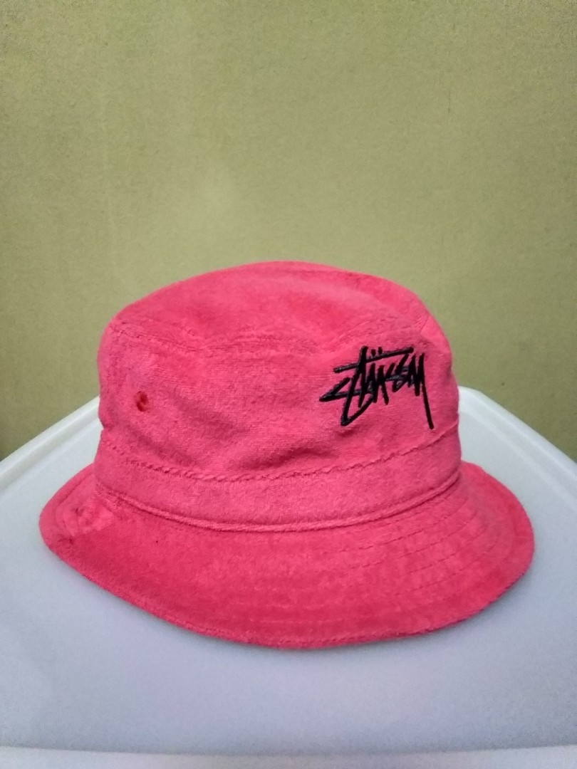 STUSSY BUCKET HAT SIZE S NEW, Men's Fashion, Watches & Accessories, Cap