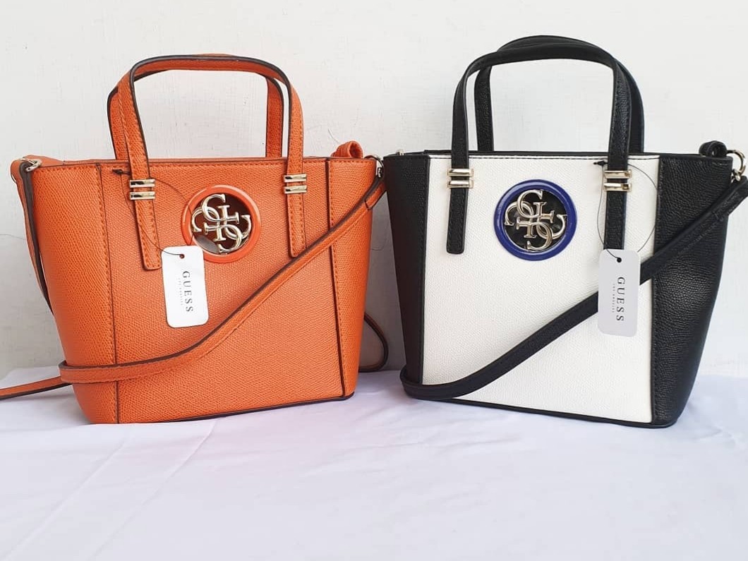 Tas Original guess open road mini bag new Barang Mewah Tas Dompet di Carousell