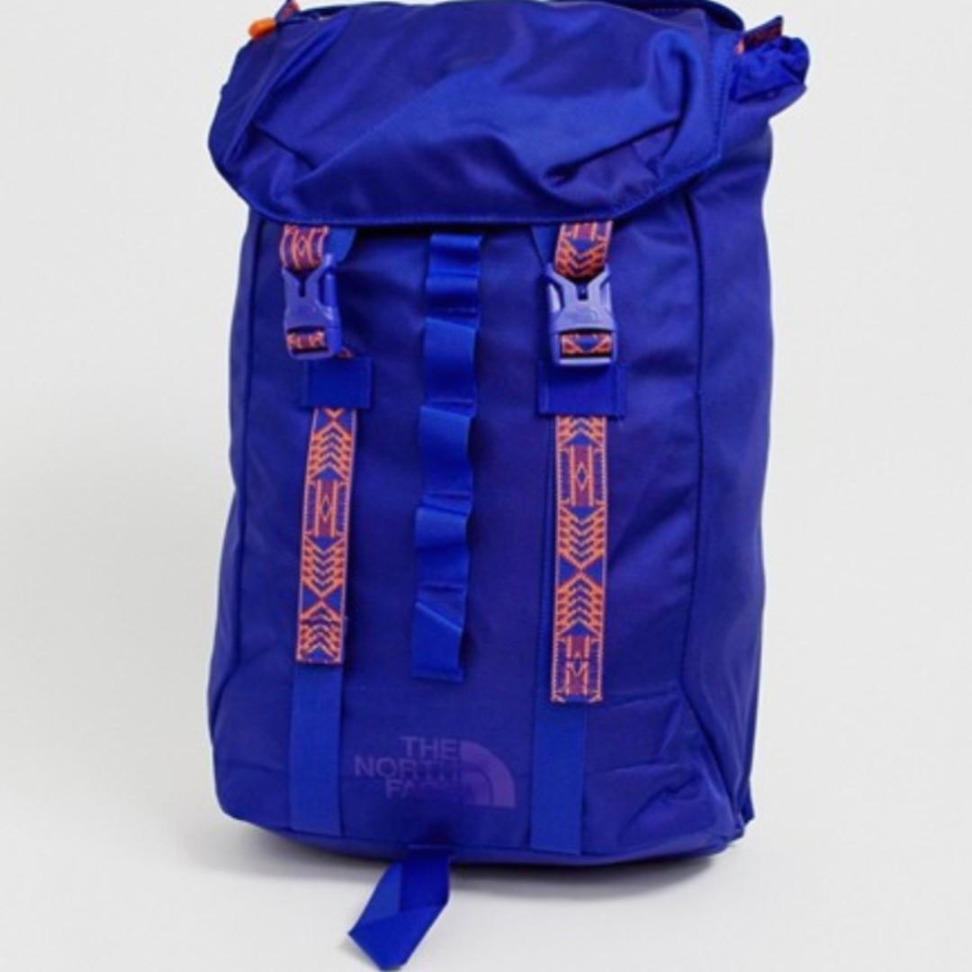 north face lineage rucksack