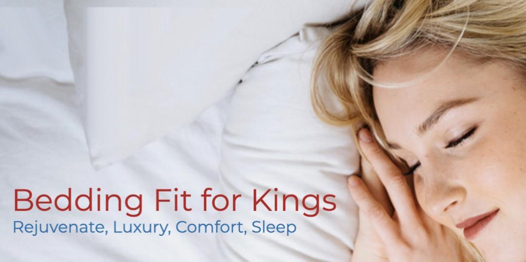 FREE! The Old Empire mattress topper, king size, Furniture & Home