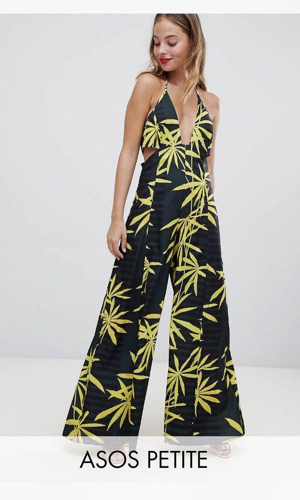 Uk 4 6 Asos Design Petite Jumpsuit W Cut Out Detail Super Wide