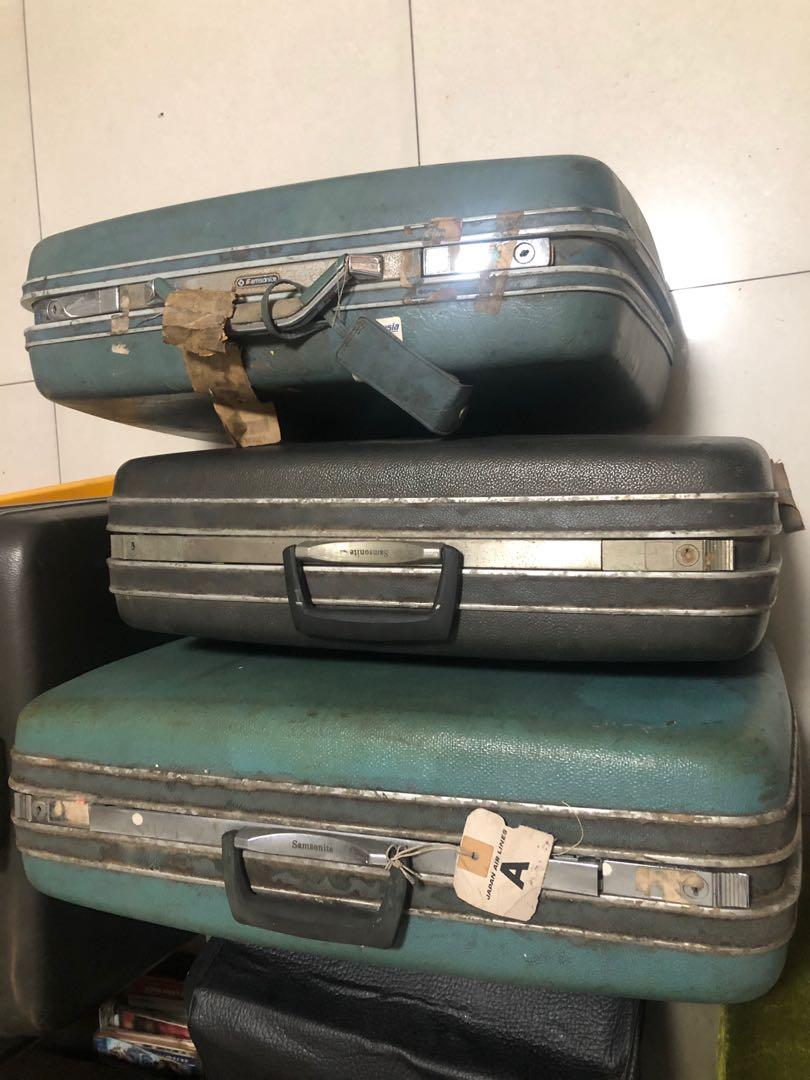 Vintage luggages (Category: Luggage) located in Quezon City. Submitted by polraker (Listing ID 239783100, Image 3). Description: Q.c retiro Lalamove shoulder buyer Get all for 1k.