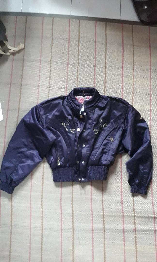 Winter jacket (Category: Other Tops) located in Petaling Jaya. Submitted by delayla6 (Listing ID 239822649, Image 1). Description: Winter jacket for ladies *condition: 9/10 *color : blue black *size : S till small M *used 1 time only *selling coz not suitable size already.