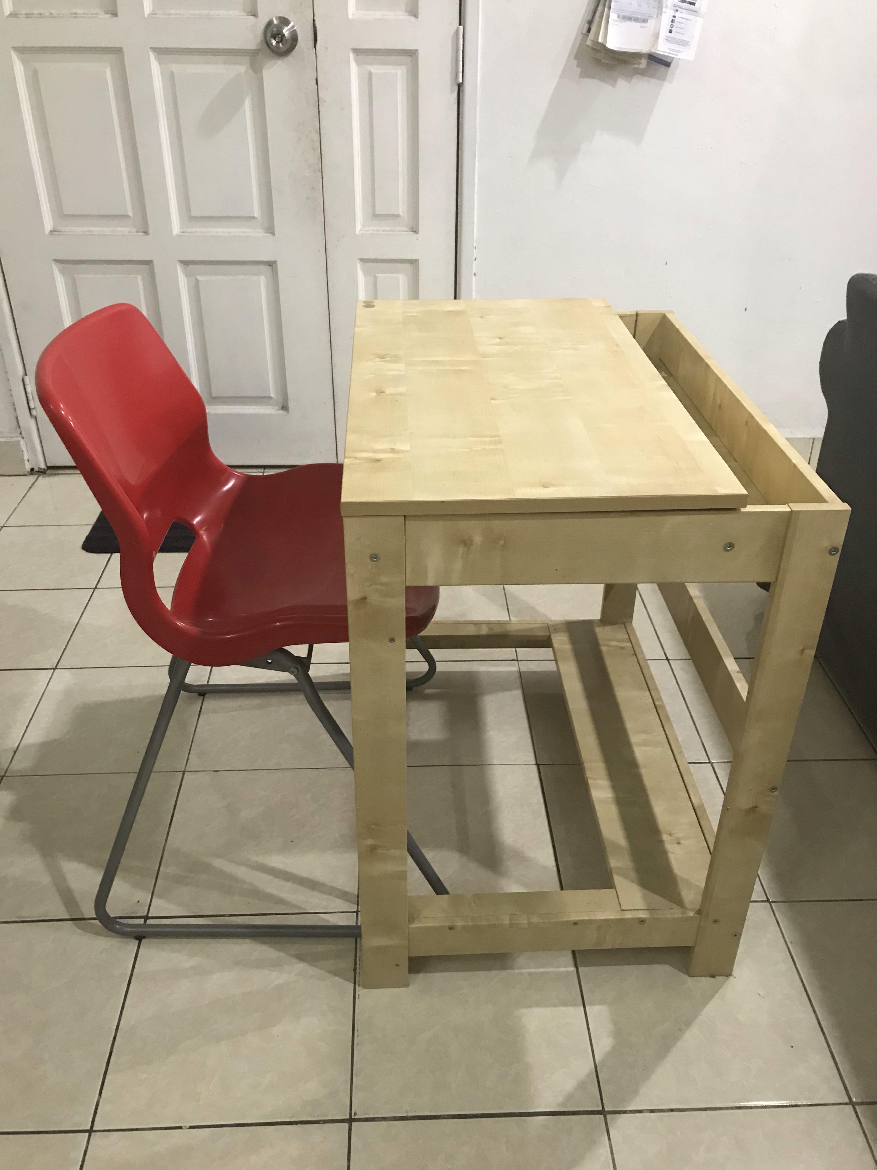 Kerusi study hot sale ikea