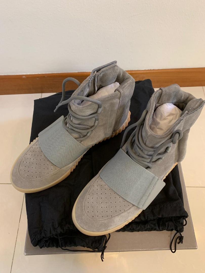 Yeezy size US 10 for sale sgd 1150, Men's Fashion, Footwear, on Carousell
