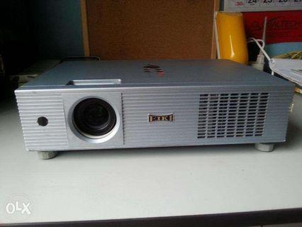 Second Hand Used Projector For Sale