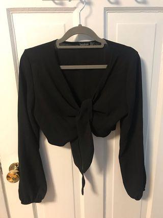 BLACK BOOHOO TIE TOP