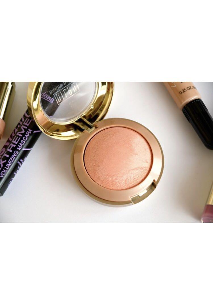 Instock Milani Baked Blush In 05 Luminoso Health Beauty Makeup On Carousell