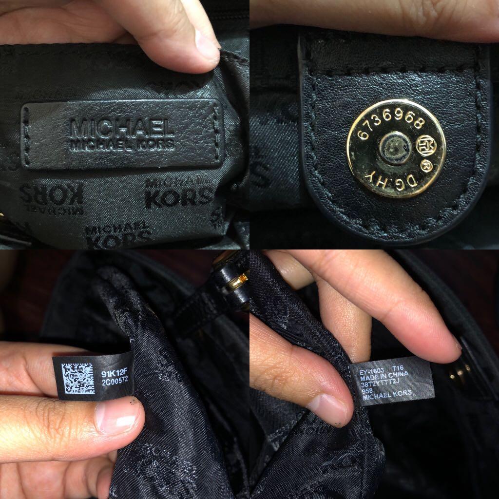 Authentic Michael Kors Black Jet Set Signature Jacquard Medium Tote Bag  (LAST PRICE POSTED), Luxury, Bags & Wallets on Carousell