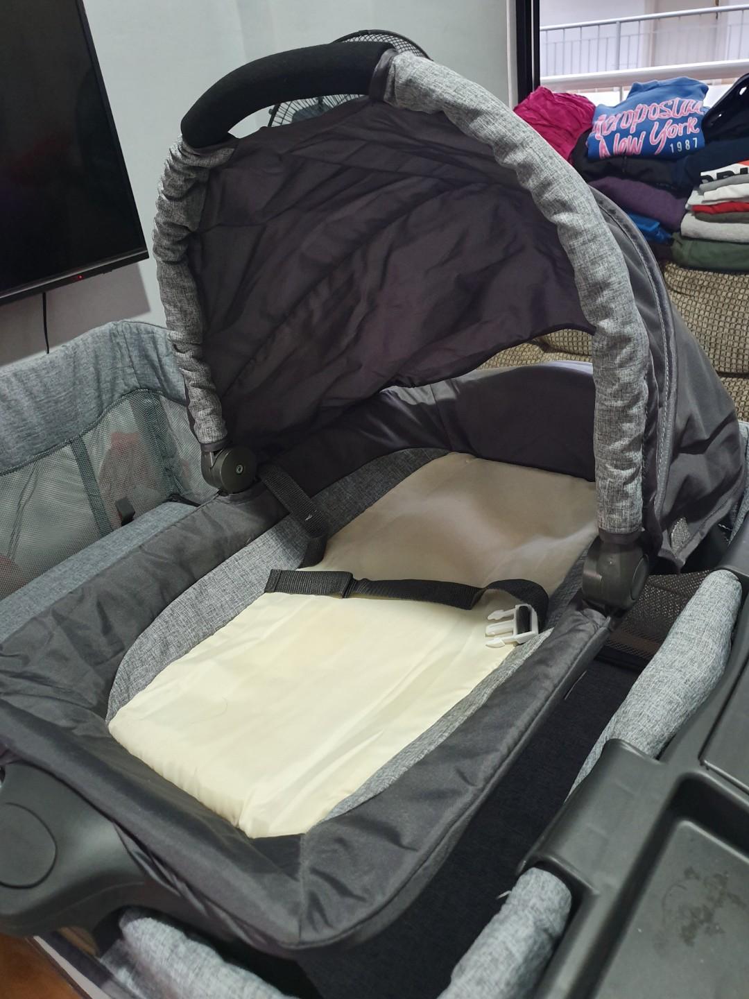 Baby 1st Crib with Napper, Babies & Kids, Baby Nursery & Kids Furniture