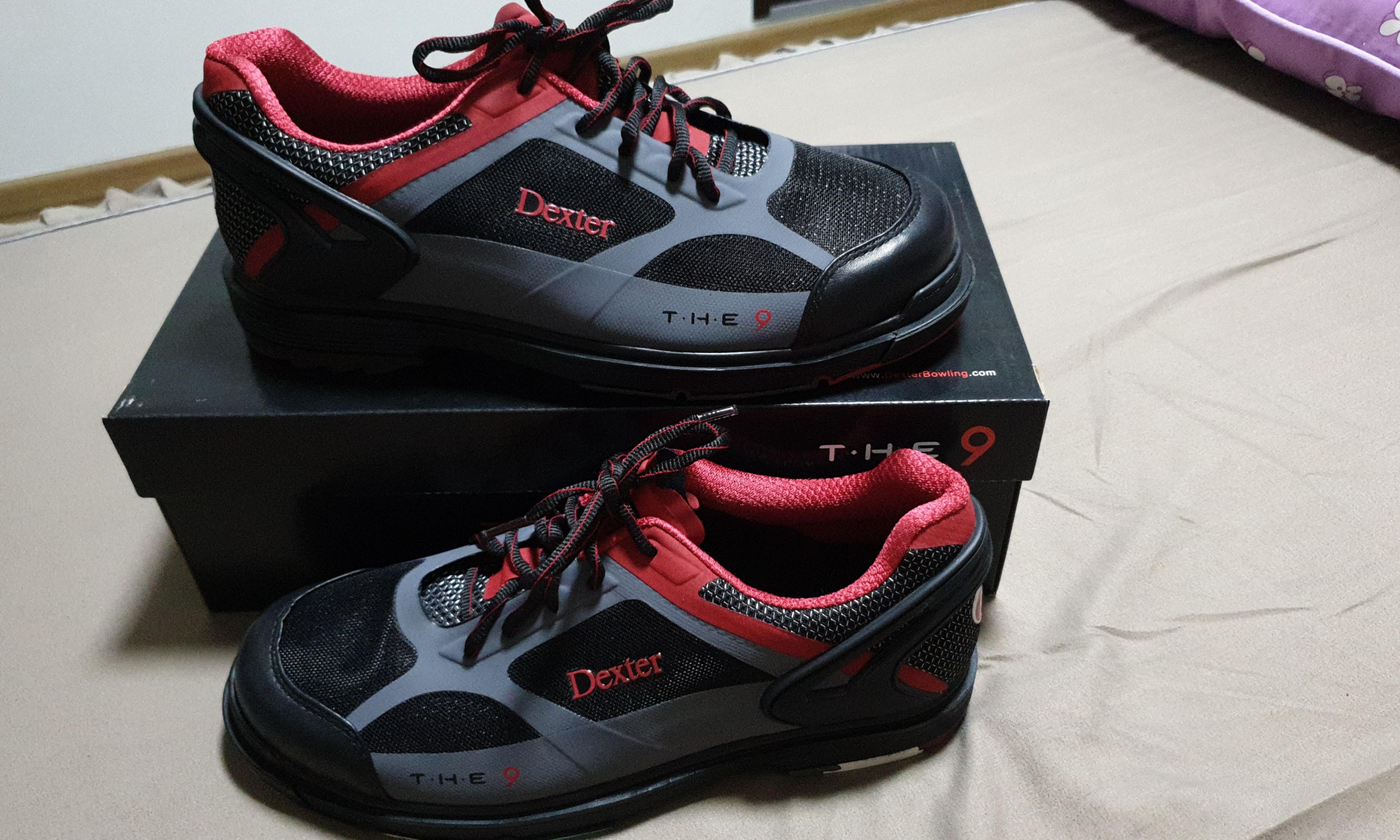 size 9 bowling shoes