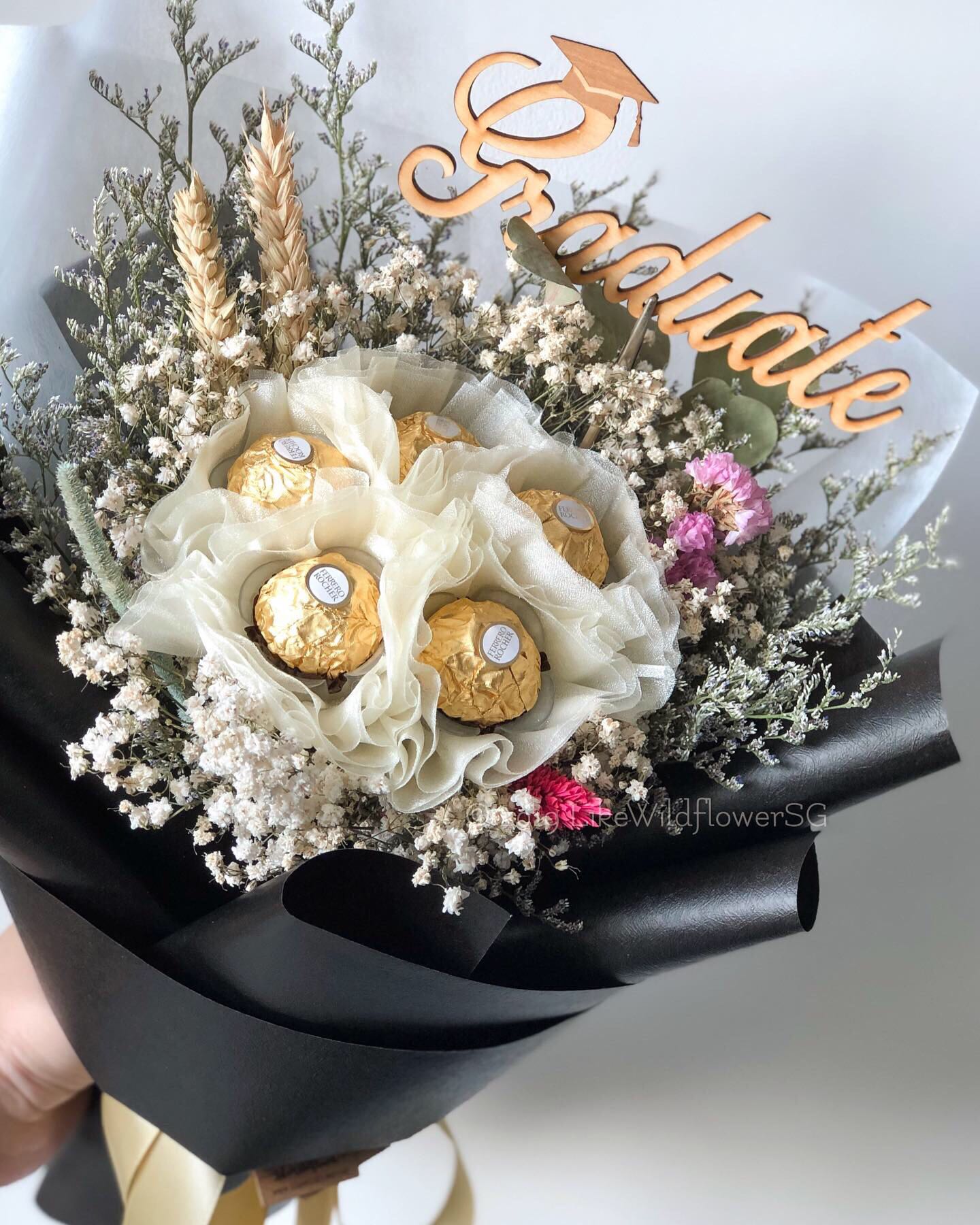 Ferrero Rocher Bouquet Graudation Bouquet Golden Bloom Black For Him Hbp022 Gardening Flowers Bouquets On Carousell