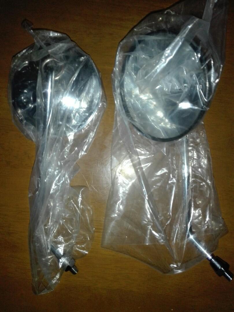 honda c70 (Category: Other Motorcycles Parts and Accessories) located in Manila. Submitted by carloskilo (Listing ID 240051296, Image 3). Description: For sale Seat ex3 3500 Side mirror round 800 Squre type 800 Stanley 6v 1500 Stanley reflector japan 800 each 8mm thred. Shipping at buyers expence Meet up d.jose station lrt 1.manila 09176904554.