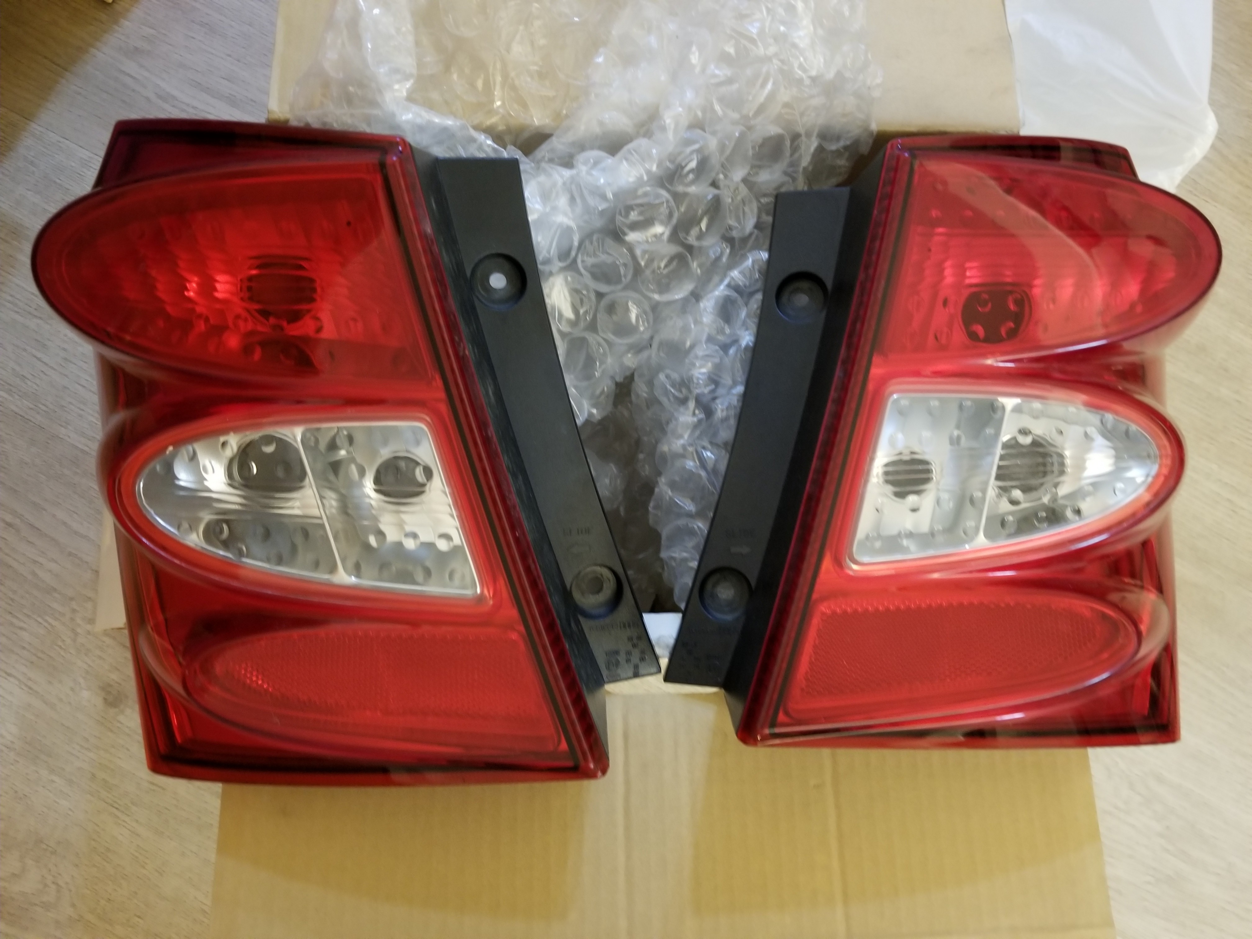 Honda Gb3 Freed 尾灯 汽車配件 改裝 內外零件 Carousell