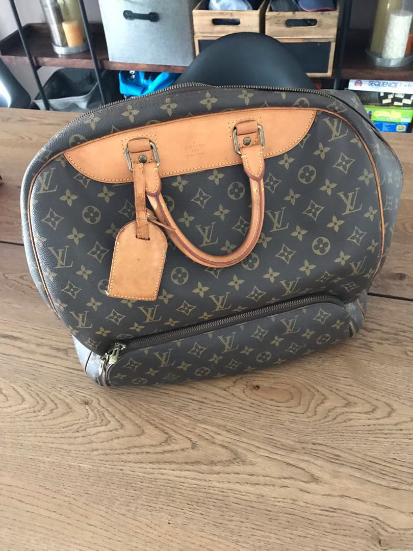 lv overnight bag