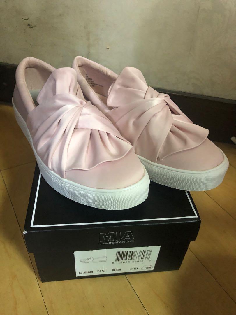 MIA Zani Bow Carousell