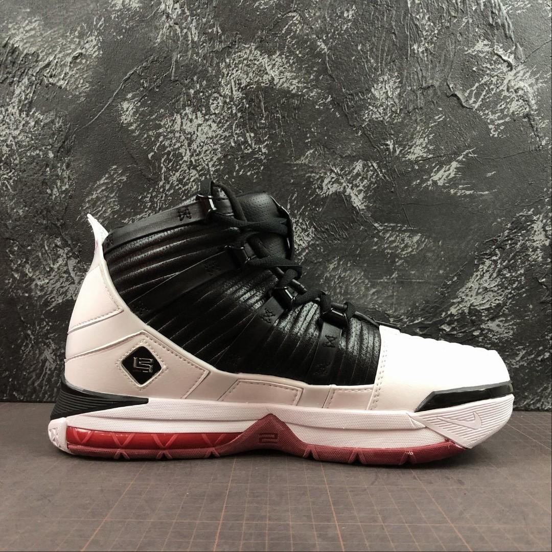 lebron iii home