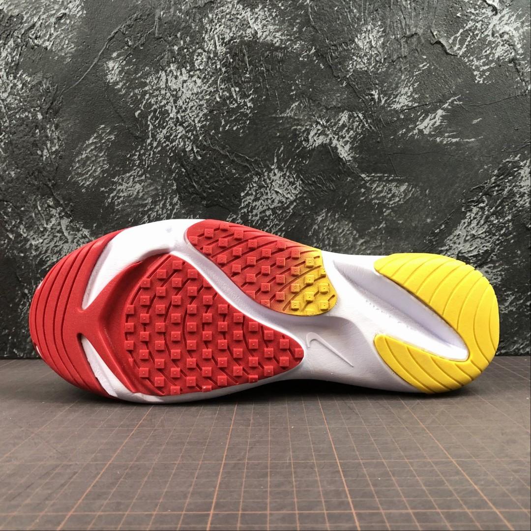 Nike zoom winflo 2000 hotsell