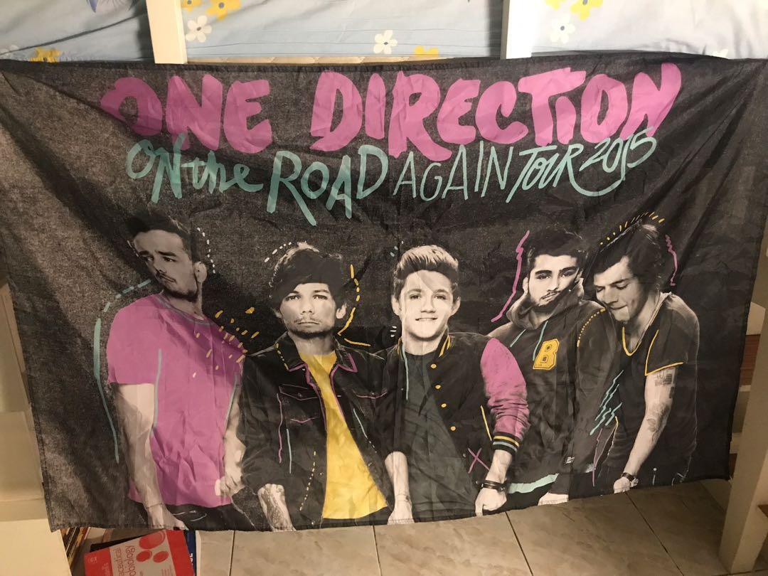 One Direction On The Road Again Tour Banner 100 Official Merchandise Music Media Cd S Dvd S Other Media On Carousell