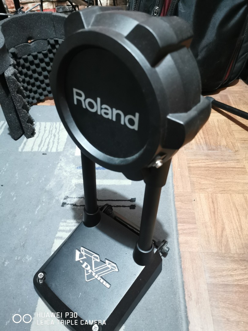 Roland KD-9 Kick Pad for Electric Drumset, Hobbies & Toys, Music ...